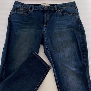 Gap Curvy True Skinny Dark Indigo Jeans - 33 Reg
